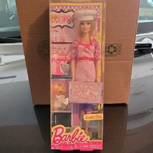 Barbie Baking Fun Doll with Pink and Purple Outfit